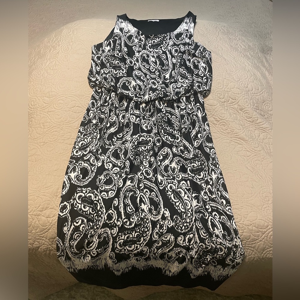 SHELBY AND PALMER MAXI SPANDEX SIZE 22W BLACK&WHITE